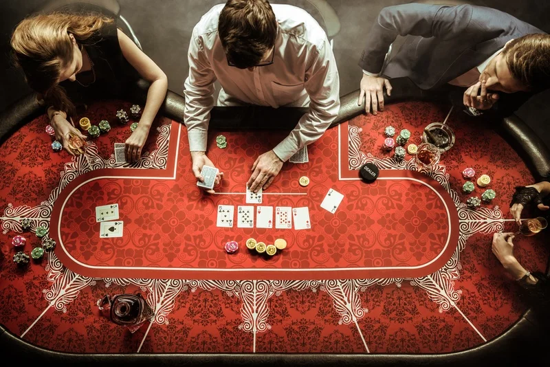 Advantages of Online Gambling Over Traditional Gambling